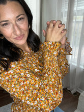 Load image into Gallery viewer, Boho Chic Floral Blouse