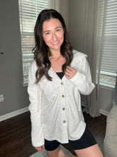 Load image into Gallery viewer, Contrast Button Up - Spicy Chic Boutique