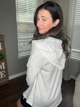 Load image into Gallery viewer, Contrast Button Up - Spicy Chic Boutique