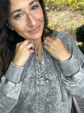 Load image into Gallery viewer, Sleek Mineral Wash Pullover