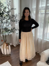 Load image into Gallery viewer, Floral Lace Maxi Skirt