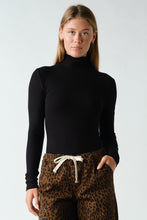 Load image into Gallery viewer, Basic Turtleneck Slim Fit Tops (color options)