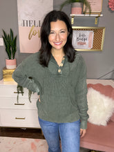 Load image into Gallery viewer, Knit Hooded Pullover