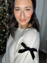 Load image into Gallery viewer, The Velvet Bow Sleeve Pullover