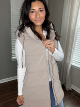 Load image into Gallery viewer, The Aspen Puffer Vest