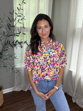 Load image into Gallery viewer, Pretty Floral Blouse - Spicy Chic Boutique