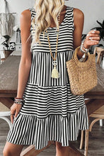 Load image into Gallery viewer, Straw Tote Bag - Spicy Chic Boutique